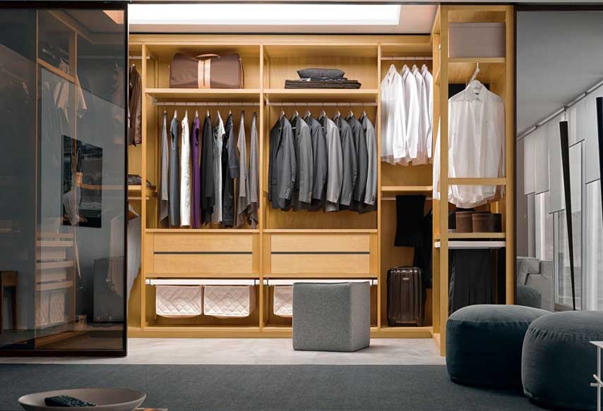 Walk-in Closet